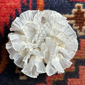 Good Squish “Baby Beautiful White” scrunchie